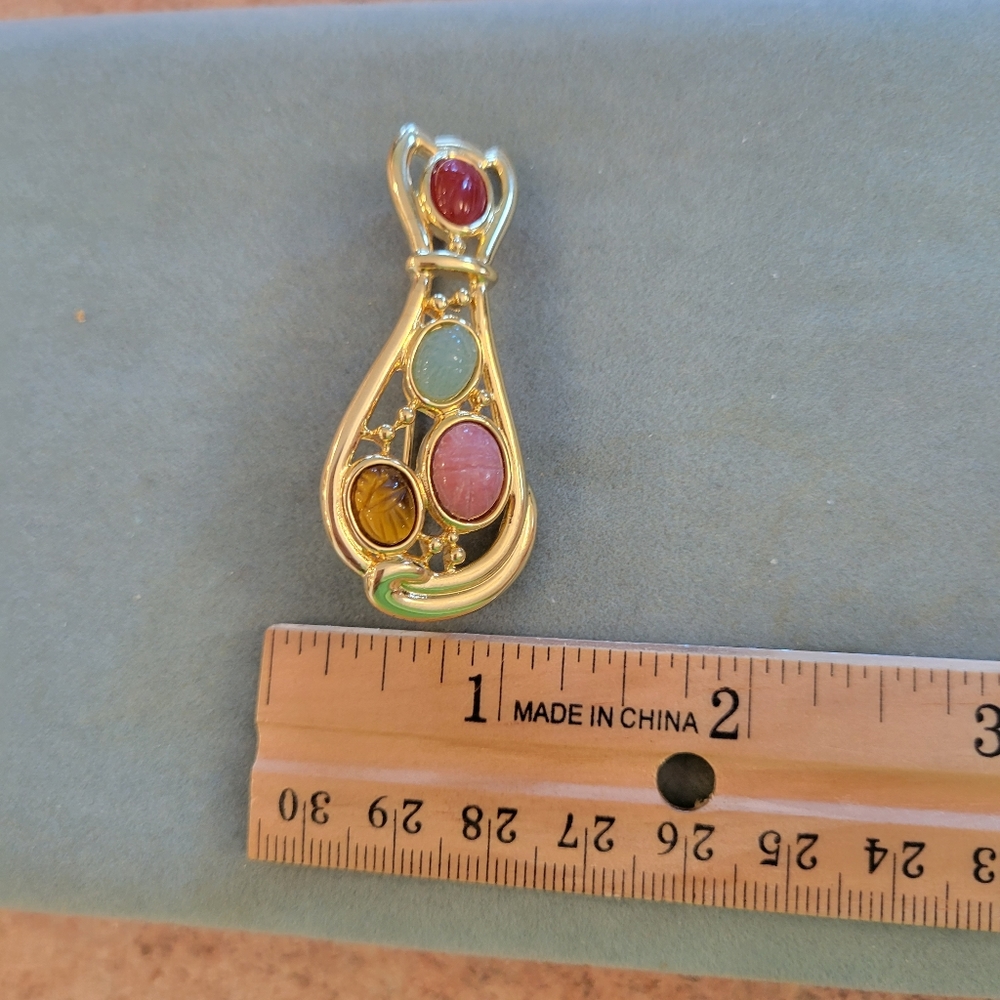 Cat Brooch w/ Scarab Accents ~ Gold-tone Metal ~ Colorful! 1990s(?) ~ Cute! - Picture 12 of 13